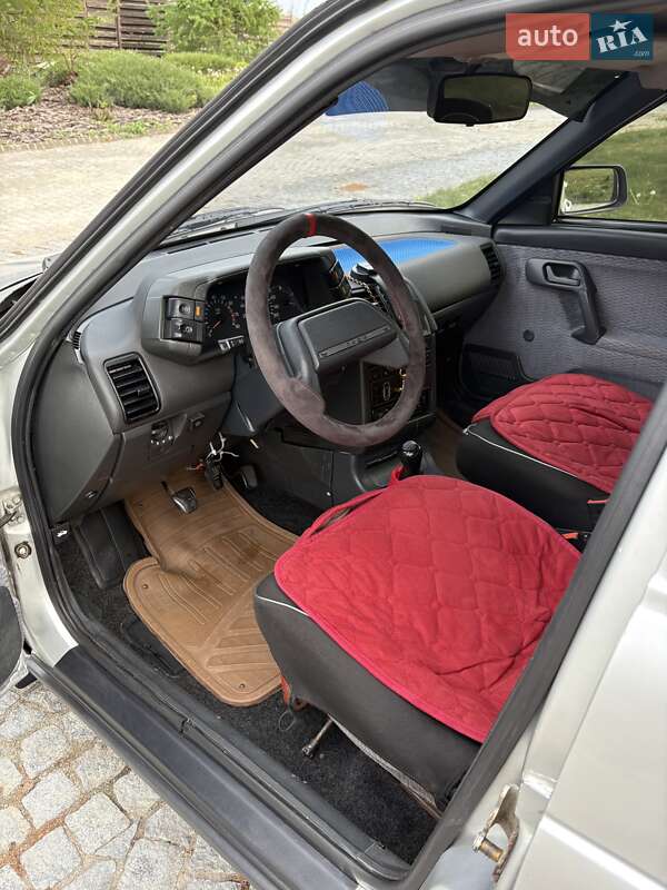 Седан ВАЗ / Lada 2110 2002 в Харкові