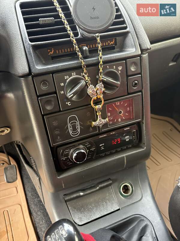 Седан ВАЗ / Lada 2110 2002 в Харкові