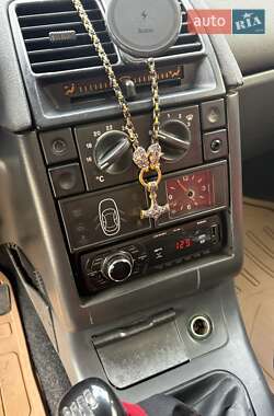 Седан ВАЗ 2110 2002 в 