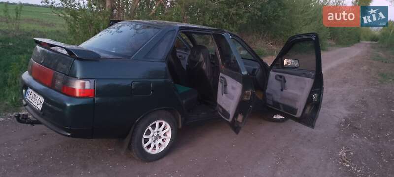 Седан ВАЗ / Lada 2110 2002 в Виннице