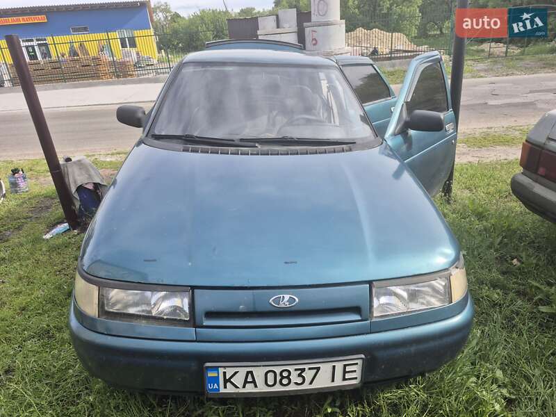 Седан ВАЗ / Lada 2110 2000 в Борисполе
