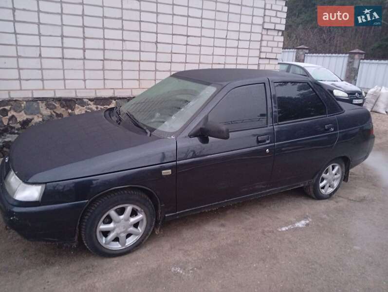 Седан ВАЗ / Lada 2110 2005 в Гайвороне