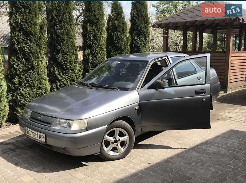 Седан ВАЗ / Lada 2110 2006 в Новояворовске