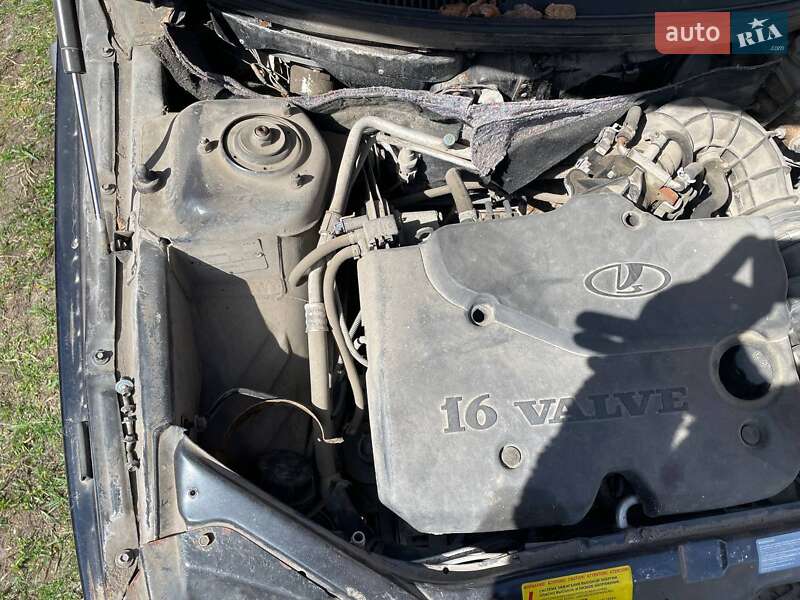 Седан ВАЗ / Lada 2110 2011 в Киеве