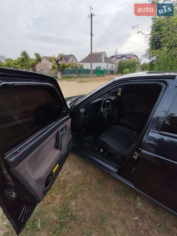 Седан ВАЗ / Lada 2110 2003 в Херсоне