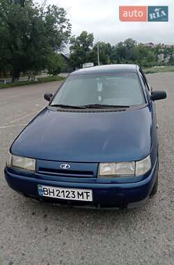 Седан ВАЗ 2110 2002 в 