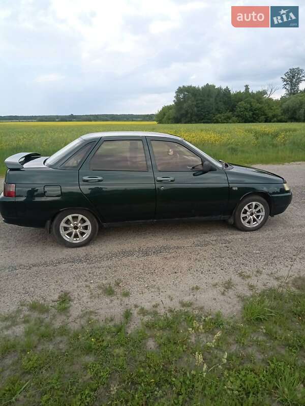 Седан ВАЗ / Lada 2110 2002 в Макарові