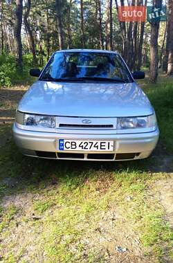 Седан ВАЗ 2110 2002 в 