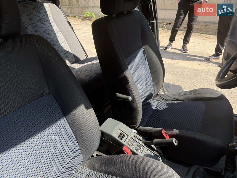 Седан ВАЗ / Lada 2110 2005 в Харькове