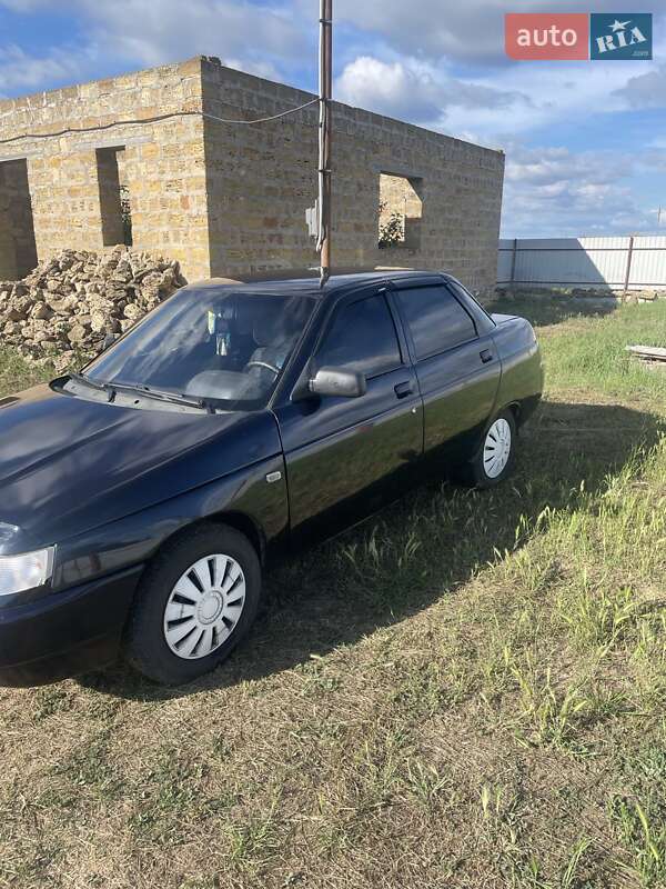 Седан ВАЗ / Lada 2110 2006 в Николаеве