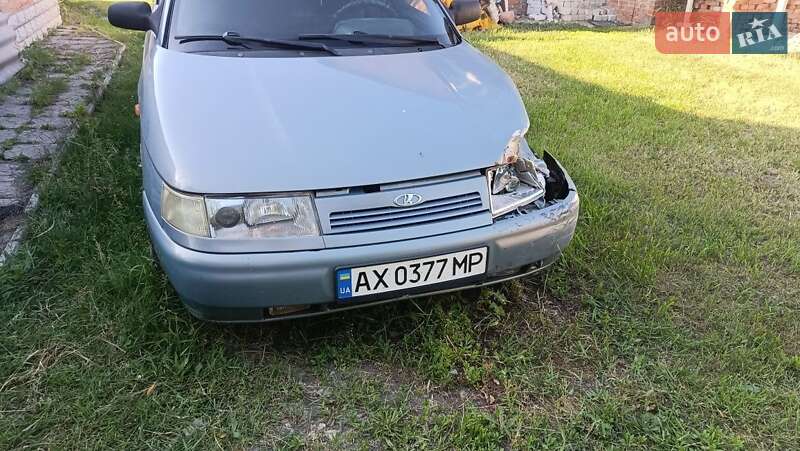 Седан ВАЗ 2110 2002 в 