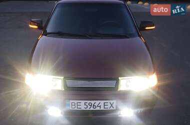 Седан ВАЗ 2110 2004 в 