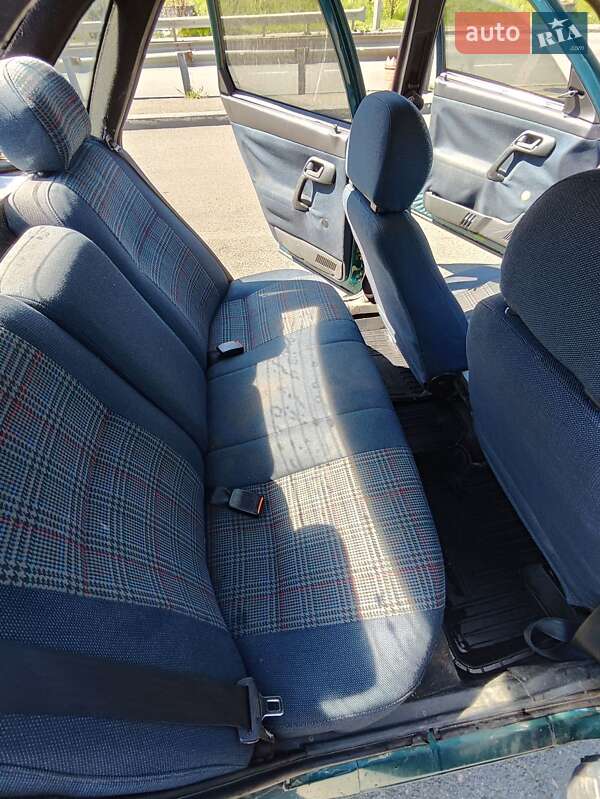 Седан ВАЗ / Lada 2110 2001 в Одессе