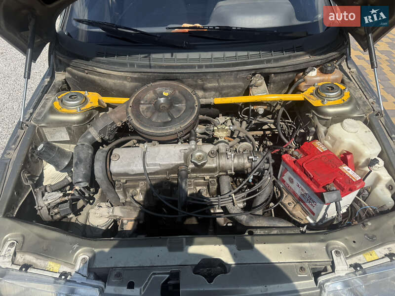 Седан ВАЗ / Lada 2110 1999 в Запорожье