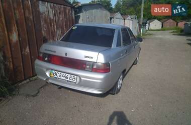 Седан ВАЗ 2110 2003 в 