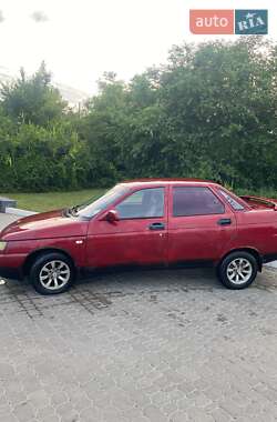 Седан ВАЗ 2110 2001 в 