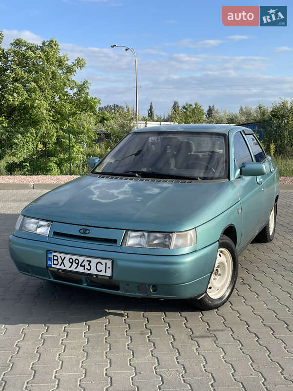 Седан ВАЗ / Lada 2110 1999 в Каменец-Подольском