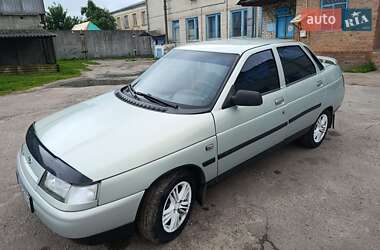 Седан ВАЗ 2110 2002 в 