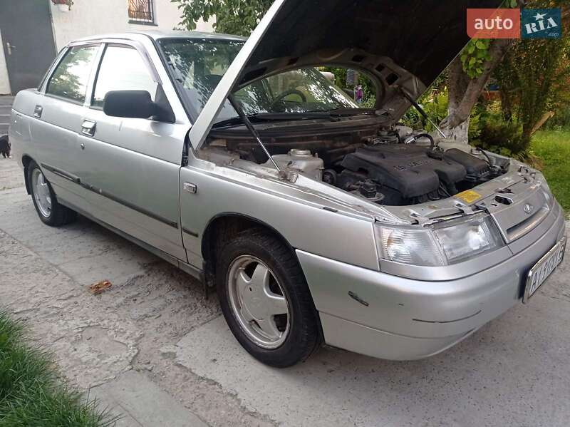 Седан ВАЗ / Lada 2110 2005 в Киеве