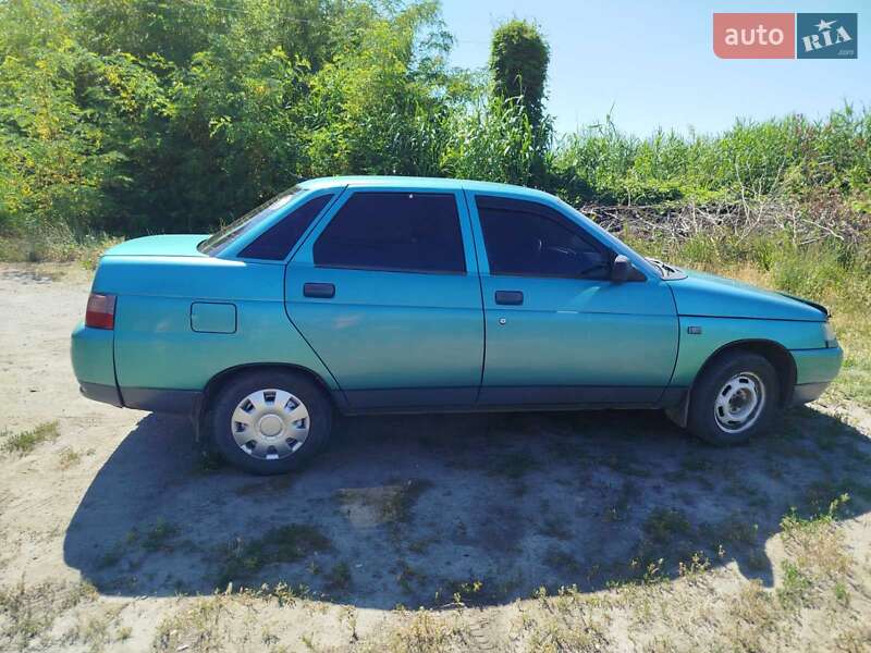 Седан ВАЗ / Lada 2110 1999 в Днепре