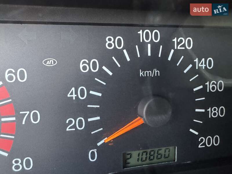 Седан ВАЗ / Lada 2110 2005 в Слов'янську