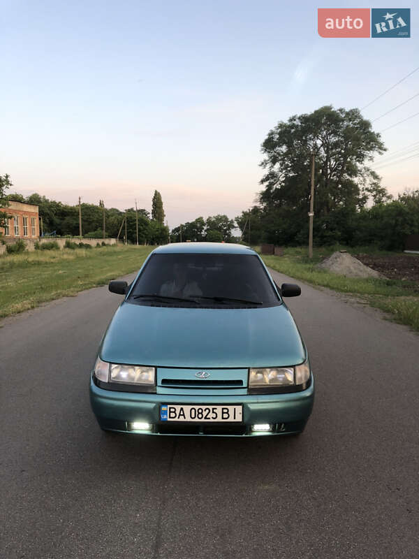 Седан ВАЗ / Lada 2110 2000 в Олександрії фото 2 Седан ВАЗ / Lada 2110 2000 в Олександрії