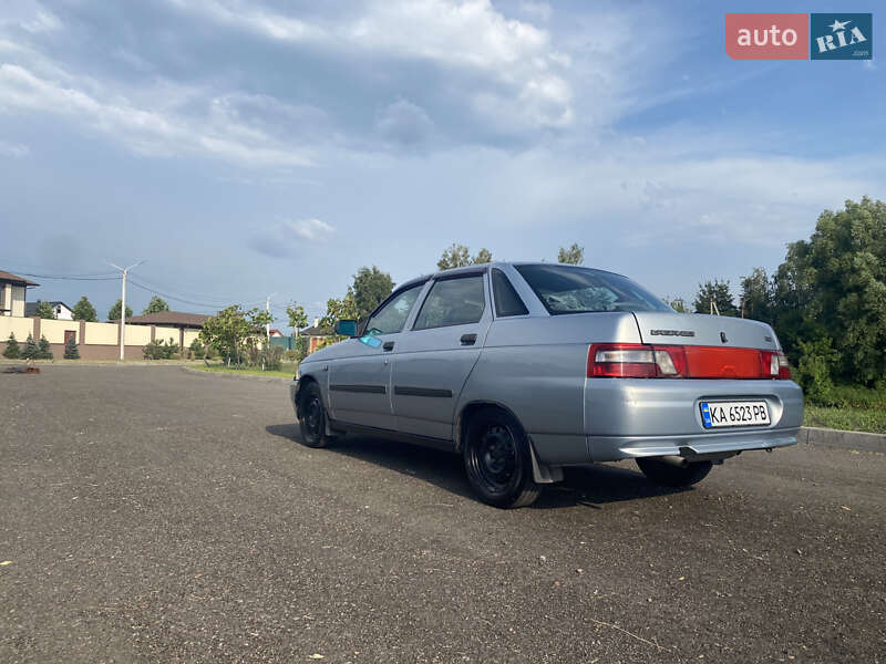 Седан ВАЗ / Lada 2110 2007 в Киеве