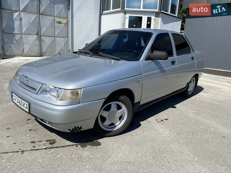 Седан ВАЗ / Lada 2110 2006 в Киеве