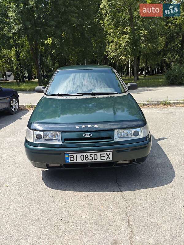 Седан ВАЗ / Lada 2110 2002 в Полтаві
