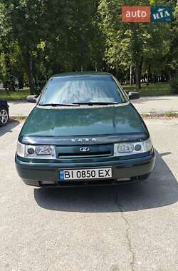 Седан ВАЗ 2110 2002 в 