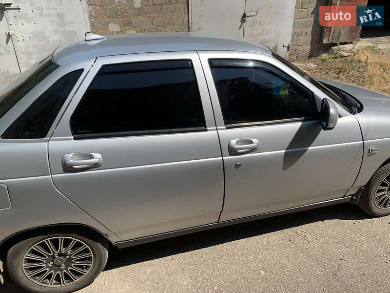 Седан ВАЗ / Lada 2110 2007 в Марганце