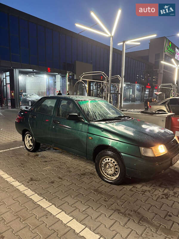 Седан ВАЗ / Lada 2110 2002 в Рівному