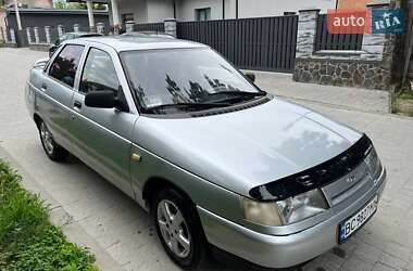 Седан ВАЗ 2110 2001 в 