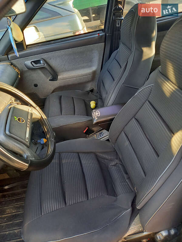 Седан ВАЗ / Lada 2110 2001 в Южноукраинске фото 3 Седан ВАЗ / Lada 2110 2001 в Южноукраинске