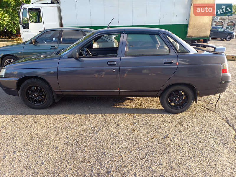Седан ВАЗ / Lada 2110 2001 в Южноукраинске фото 6 Седан ВАЗ / Lada 2110 2001 в Южноукраинске