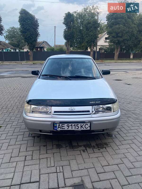 Седан ВАЗ 2110 2005 в 