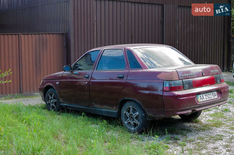 Седан ВАЗ / Lada 2110 2005 в Киеве