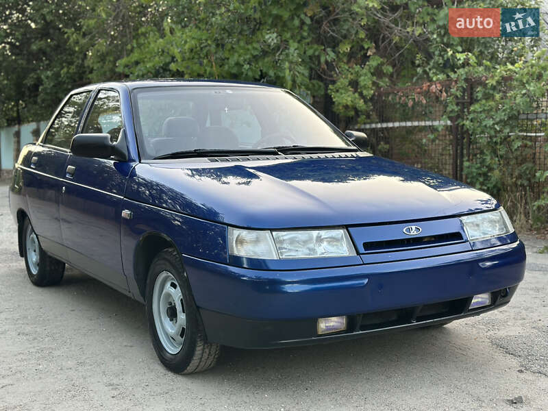 Седан ВАЗ / Lada 2110 2000 в Запорожье