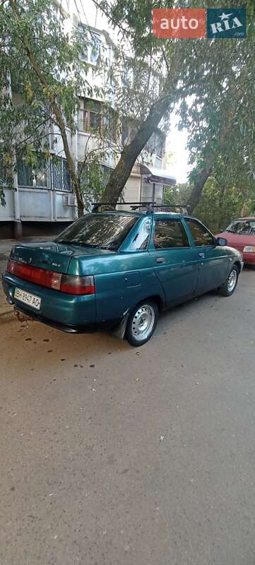 Седан ВАЗ / Lada 2110 2001 в Южном