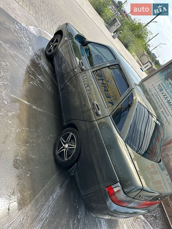 Седан ВАЗ / Lada 2110 2006 в Марганце