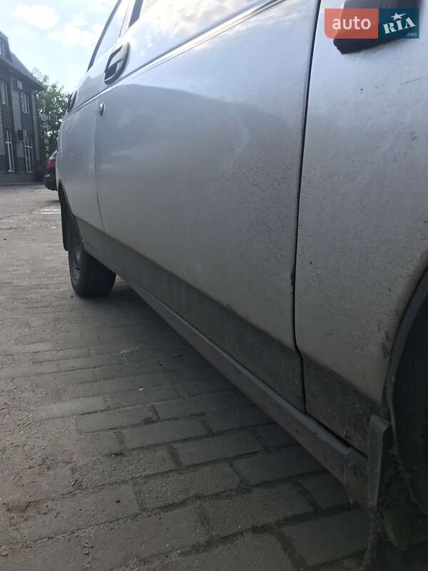Седан ВАЗ / Lada 2110 2002 в Сумах фото 4 Седан ВАЗ / Lada 2110 2002 в Сумах