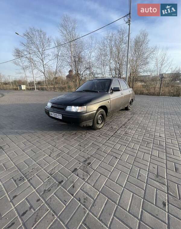 Седан ВАЗ 2110 1999 в 