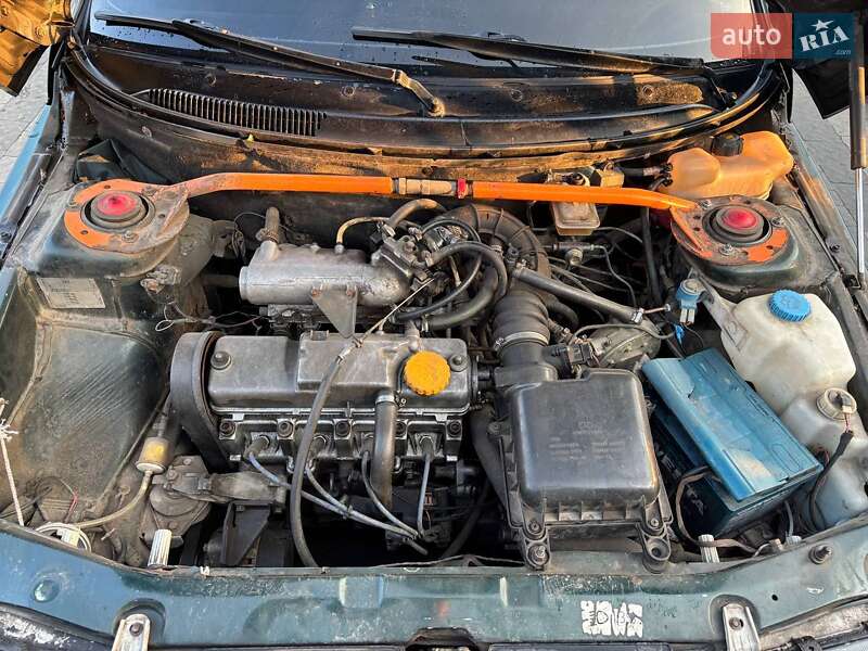 Седан ВАЗ / Lada 2110 2003 в Ужгороде