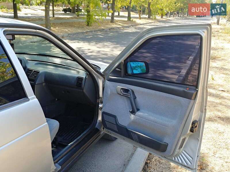 Седан ВАЗ / Lada 2110 2005 в Киеве