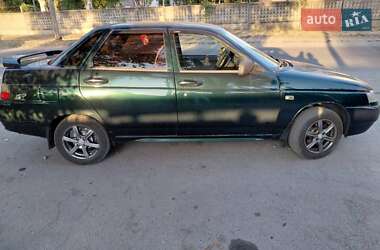 Седан ВАЗ 2110 2002 в 