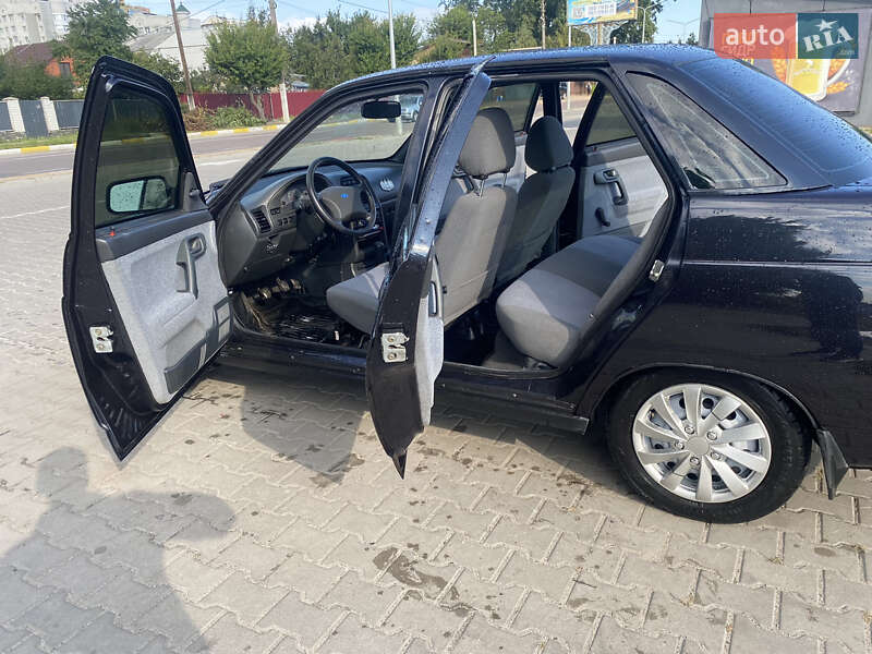 Седан ВАЗ / Lada 2110 2008 в Ирпене фото 10 Седан ВАЗ / Lada 2110 2008 в Ирпене