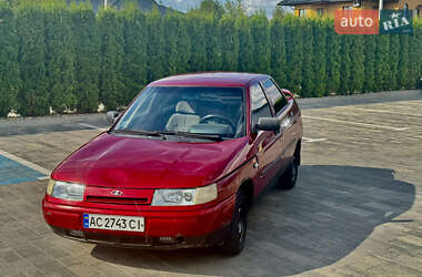 Седан ВАЗ 2110 2001 в 