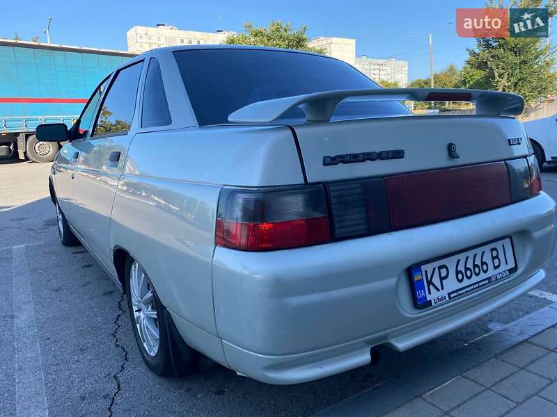 Седан ВАЗ / Lada 2110 2004 в Запоріжжі