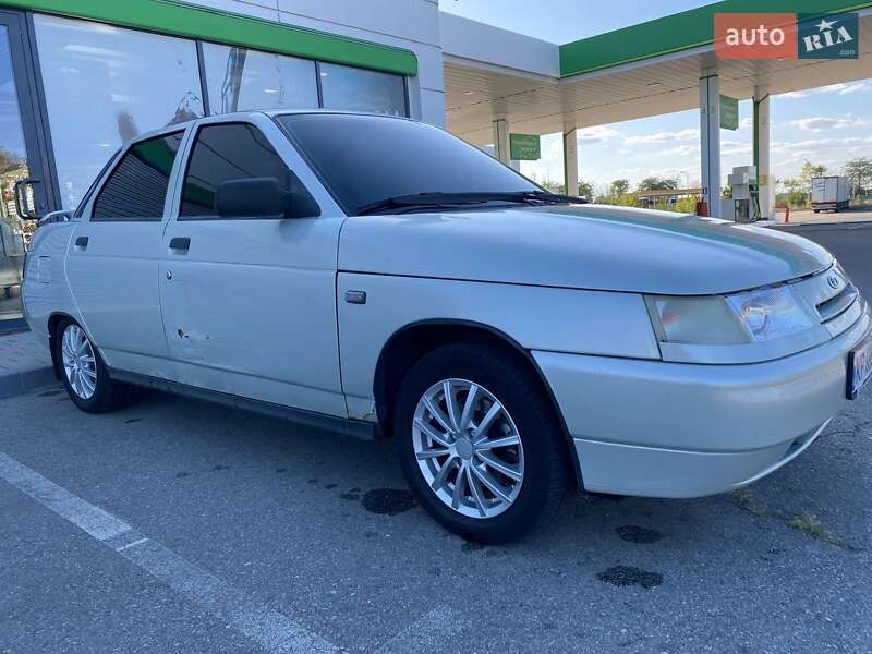 Седан ВАЗ / Lada 2110 2004 в Запоріжжі