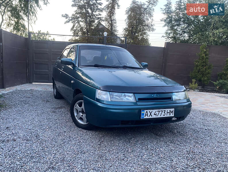 Седан ВАЗ / Lada 2110 2001 в Харькове